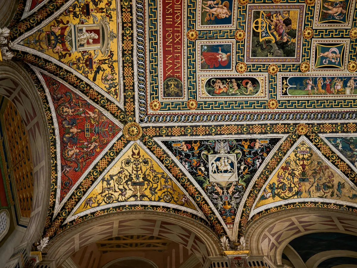 Piccolomini Library frescoes by Pinturicchio